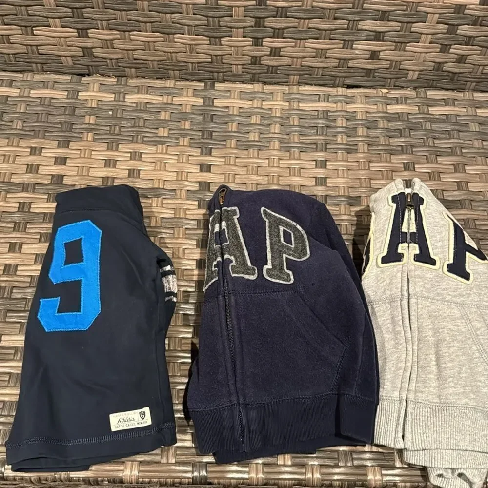 🎉Last deal🎉Gap hoodie and jackets bundle 3